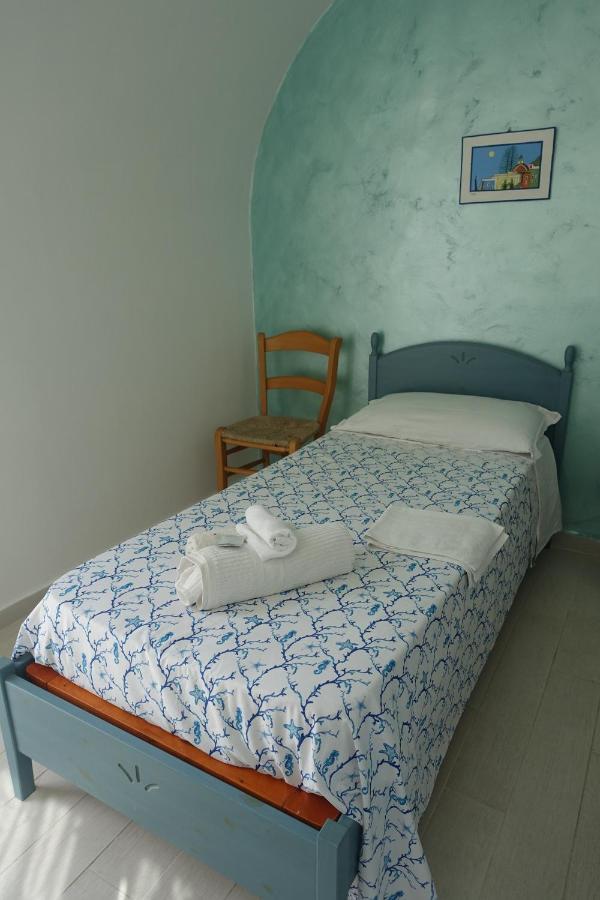 Il Capriccio Guesthouse Ponza Bagian luar foto